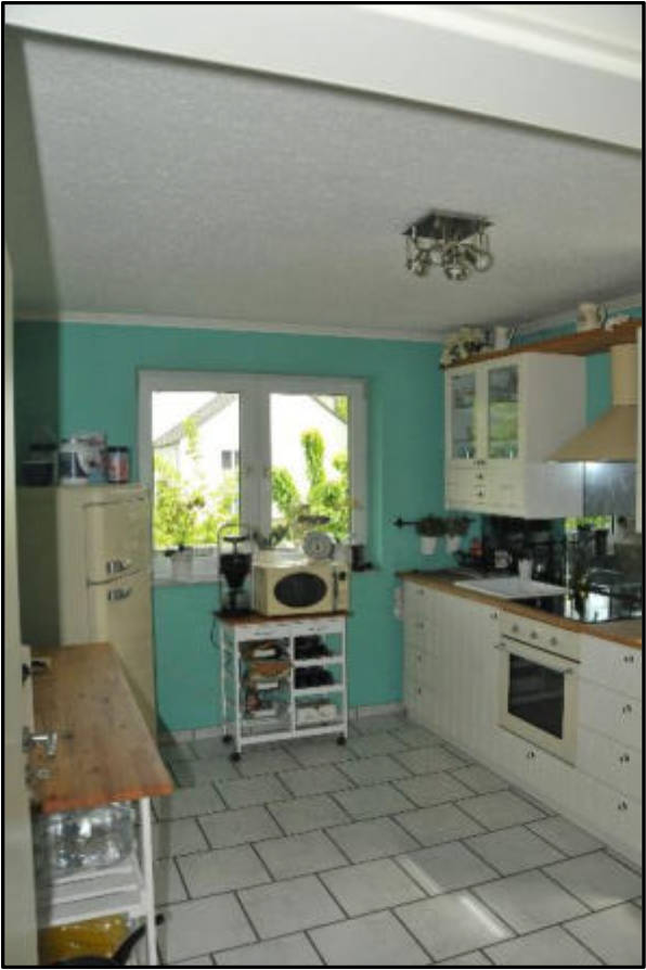 Kfz-Stellplatz, Eigentumswohnung (3 bis 4 Zimmer) in Eschenstraße 63 A, 46049 Oberhausen - Bild 2