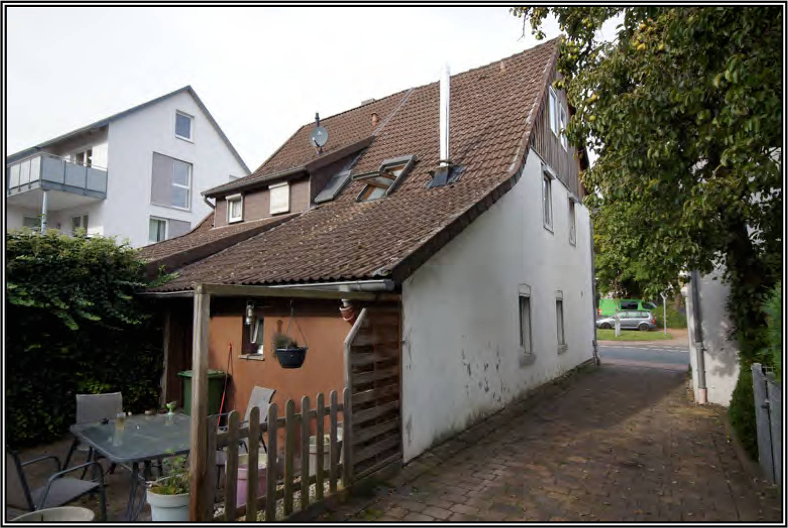 Garage, Doppelhaushälfte, Garage, Doppelhaushälfte in Hospitalstraße 8 a, 32839 Steinheim