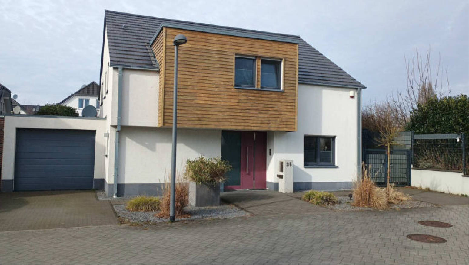 Garage, Einfamilienhaus in Am Lerchensporn 35, 41516 Grevenbroich, Kapellen - Bild 4