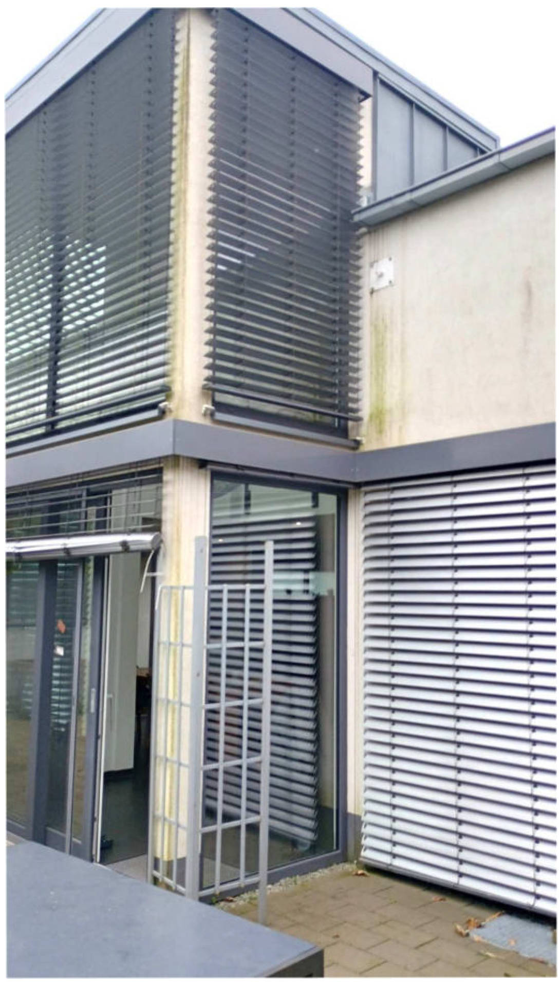 nordrheinwestpfalen 0017 K 0007/2024 Am Lerchensporn 35, 41516 Grevenbroich, Kapellen 9