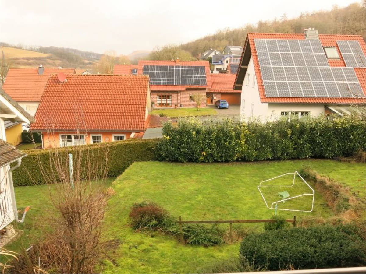 Garage, Ein- bis Zweifamilienhaus mit Einliegerwohnung in In den Klappen 16, 33014 Bad Driburg, Neuenheerse - Bild 3