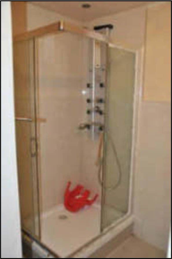 Garage, Gewerbeeinheit (z.B. Laden, Büro), Mehrfamilienhaus in Duisburger Straße 222, 46049 Oberhausen - Bild 5