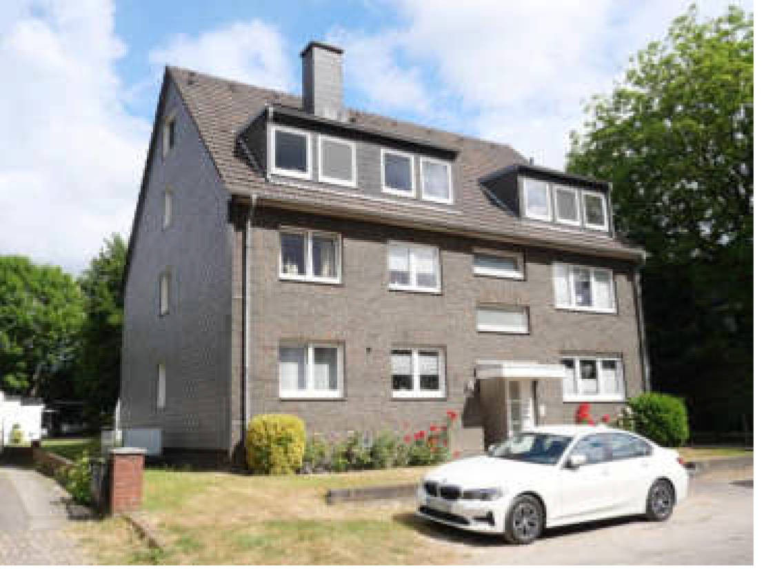 Garage, Mehrfamilienhaus, Gartenlaube in Matzenbergstraße 51, 46145 Oberhausen - Bild 2