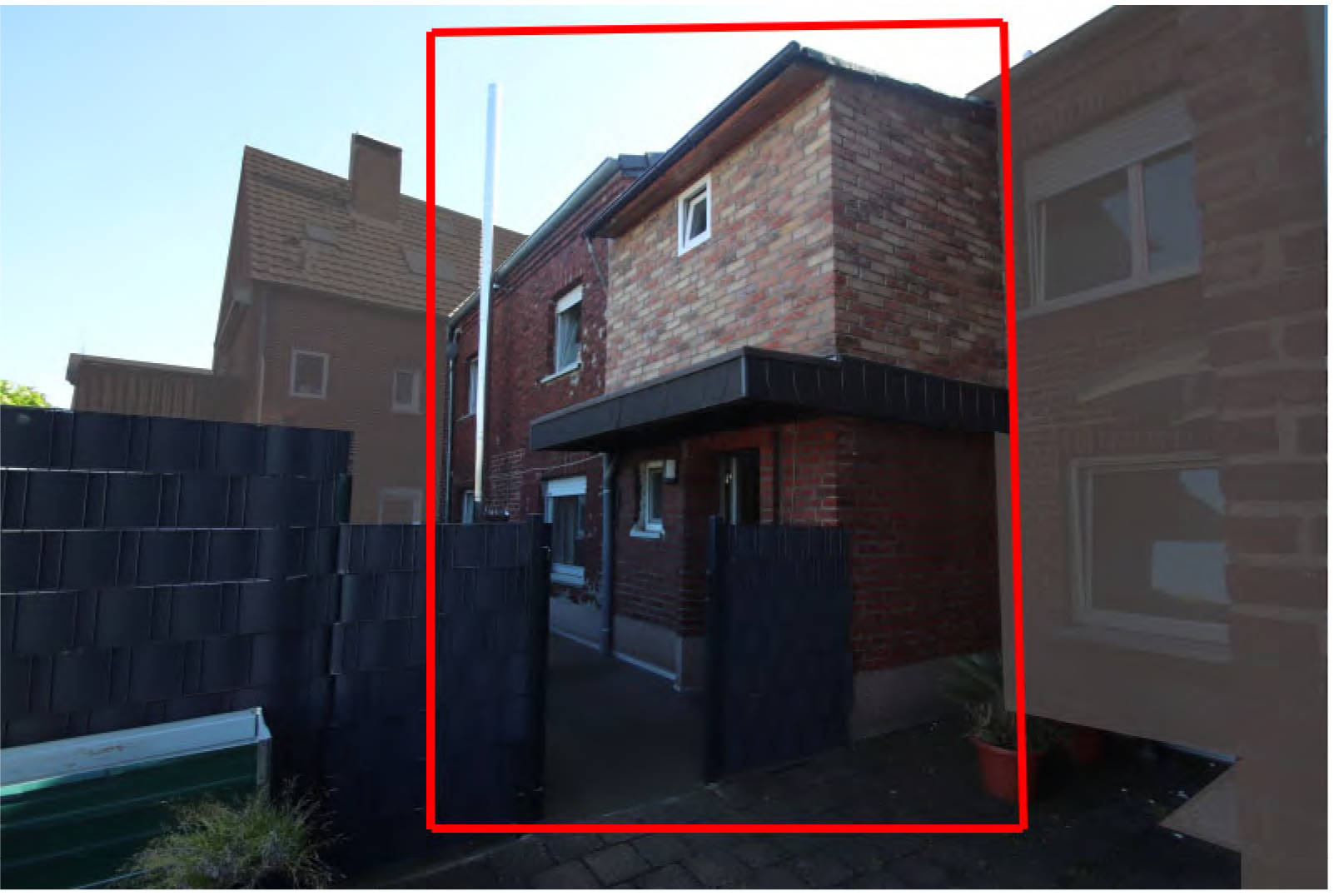 Garage, Einfamilienhaus, Eigentumswohnung (3 bis 4 Zimmer), als Wohnungseigentum nebst Sondernutzungsrechten an in Christian-Kropp-Straße 41 a, 41 b, 41517 Grevenbroich, Gustorf