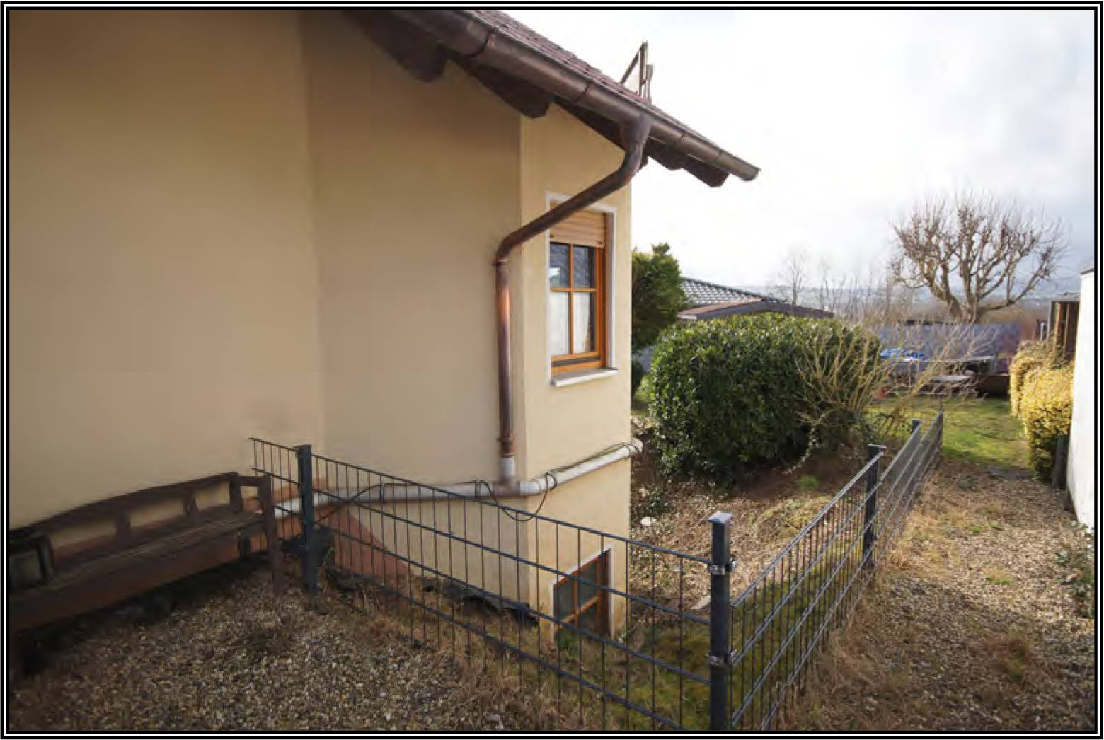 Kfz-Stellplatz, Garage, Einfamilienhaus, Einfamilienhaus mit Einliegerwohnung in Johannes-Meyer-Weg 3, 33034 Brakel - Bild 4