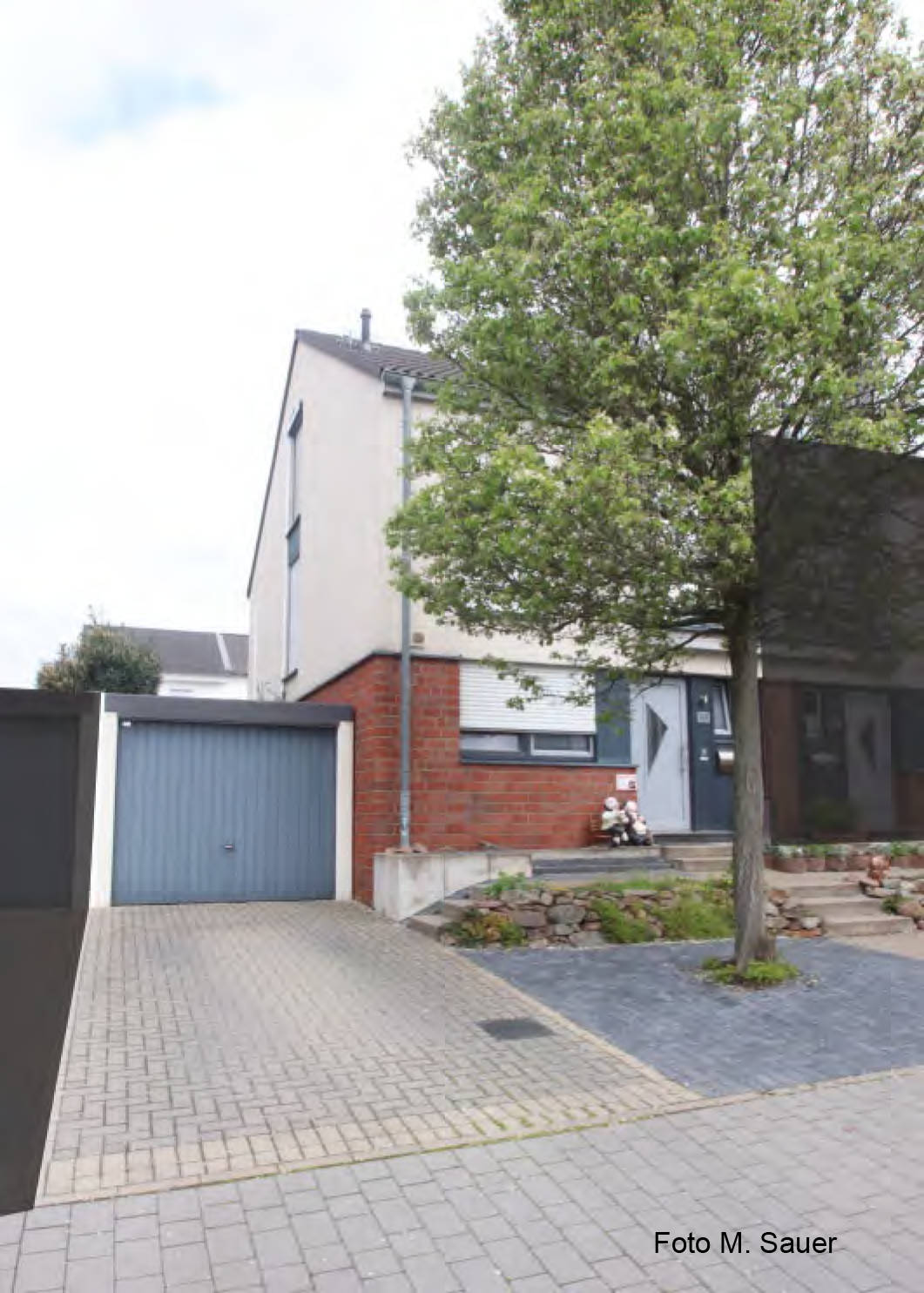 Einfamilienhaus, Doppelhaushälfte in Im Weizenfeld 49, 41516 Grevenbroich, Kapellen