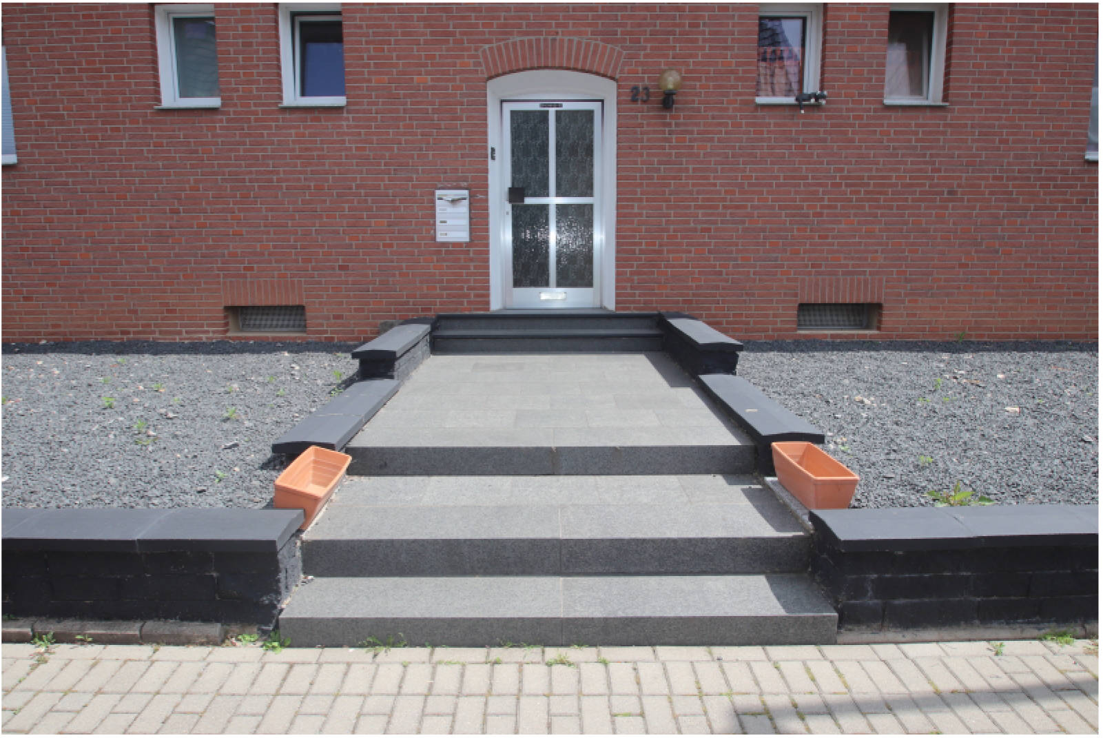 Mehrfamilienhaus in Gartenstraße 23, 41516 Grevenbroich, Kapellen - Bild 3