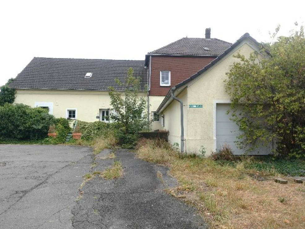 Garage, Einfamilienhaus in Hagedornstraße 112, 46149 Oberhausen