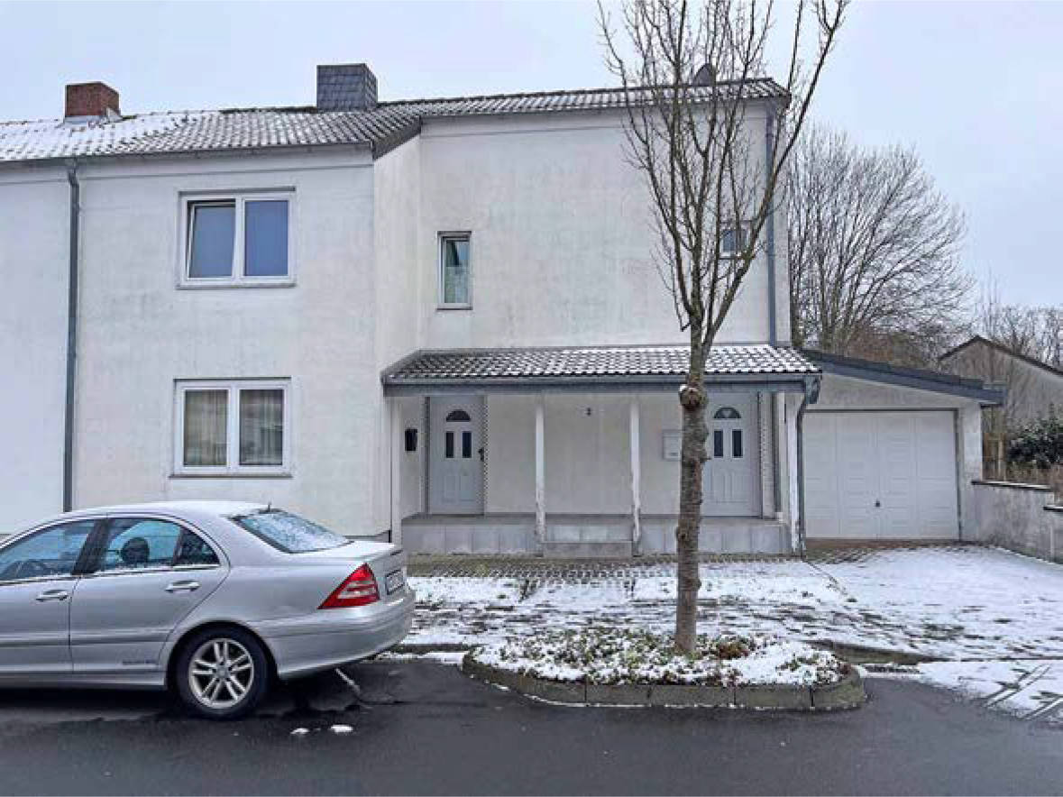 Zweifamilienhaus, Garage 0018 K 0027-2025 Ostlandstraße 2, 52499 Baesweiler, Baesweiler