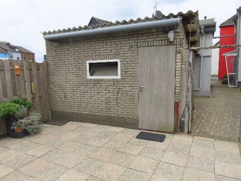 Einfamilienhaus, Doppelgarage sowie Nebengebäude in Gouleystraße 26, 52146 Würselen - Bild 5