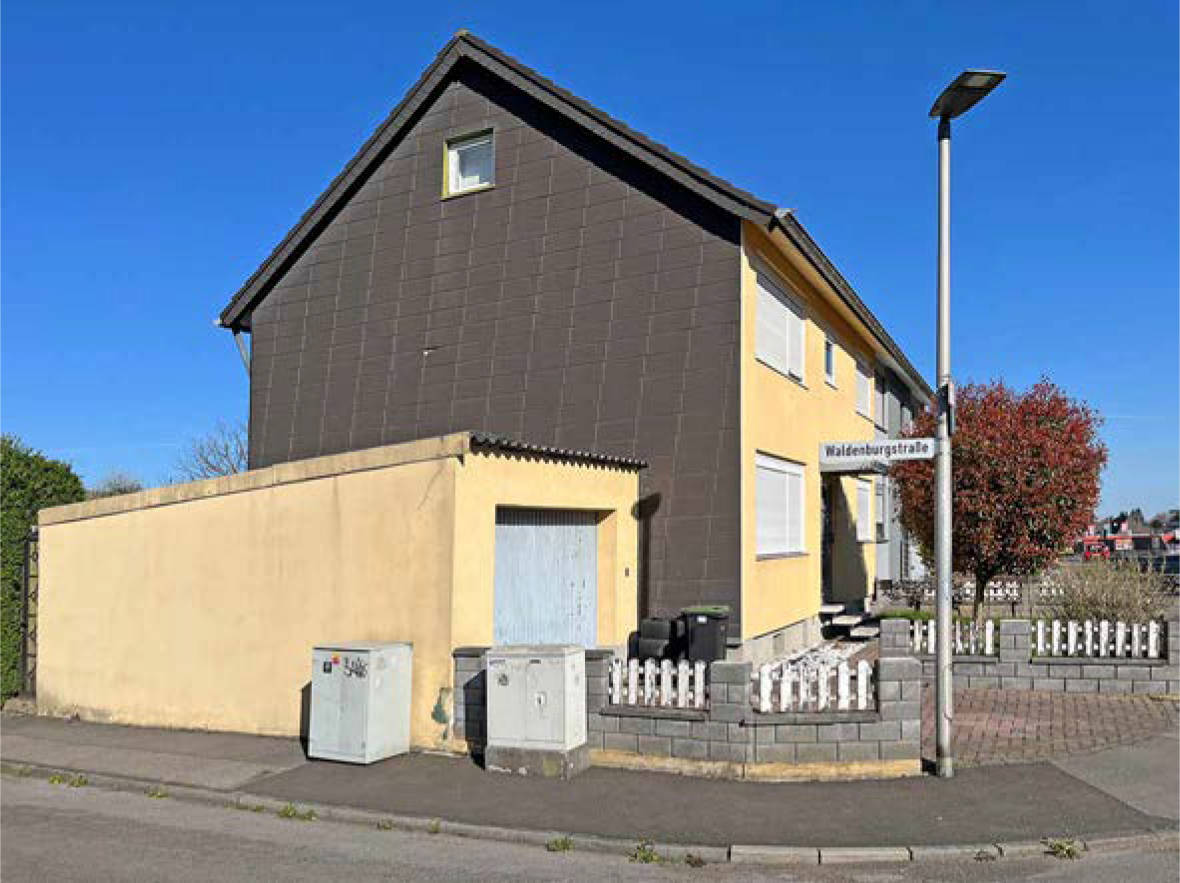 nordrheinwestpfalen 0018 K 0064/2024 Lörschpülgen 26, 52134 Herzogenrath, Merkstein 11