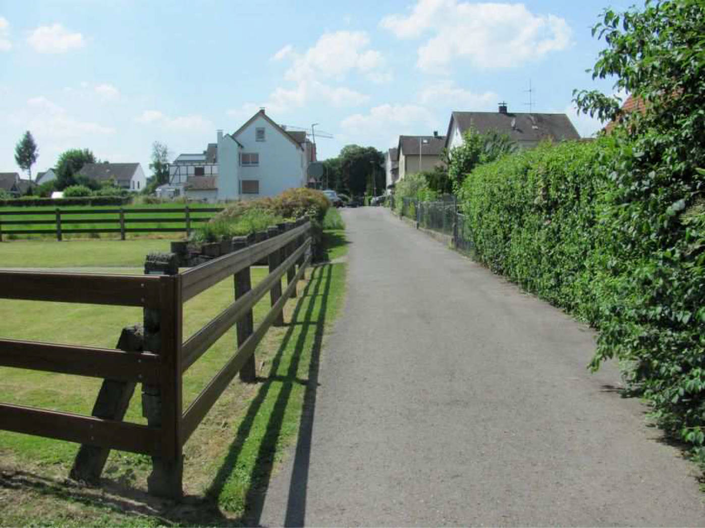 Sport-, Freizeit- und Erholungsfläche - Garten mit Gartenlaube in Im Kleinen Feld, 37688 Beverungen - Bild 3