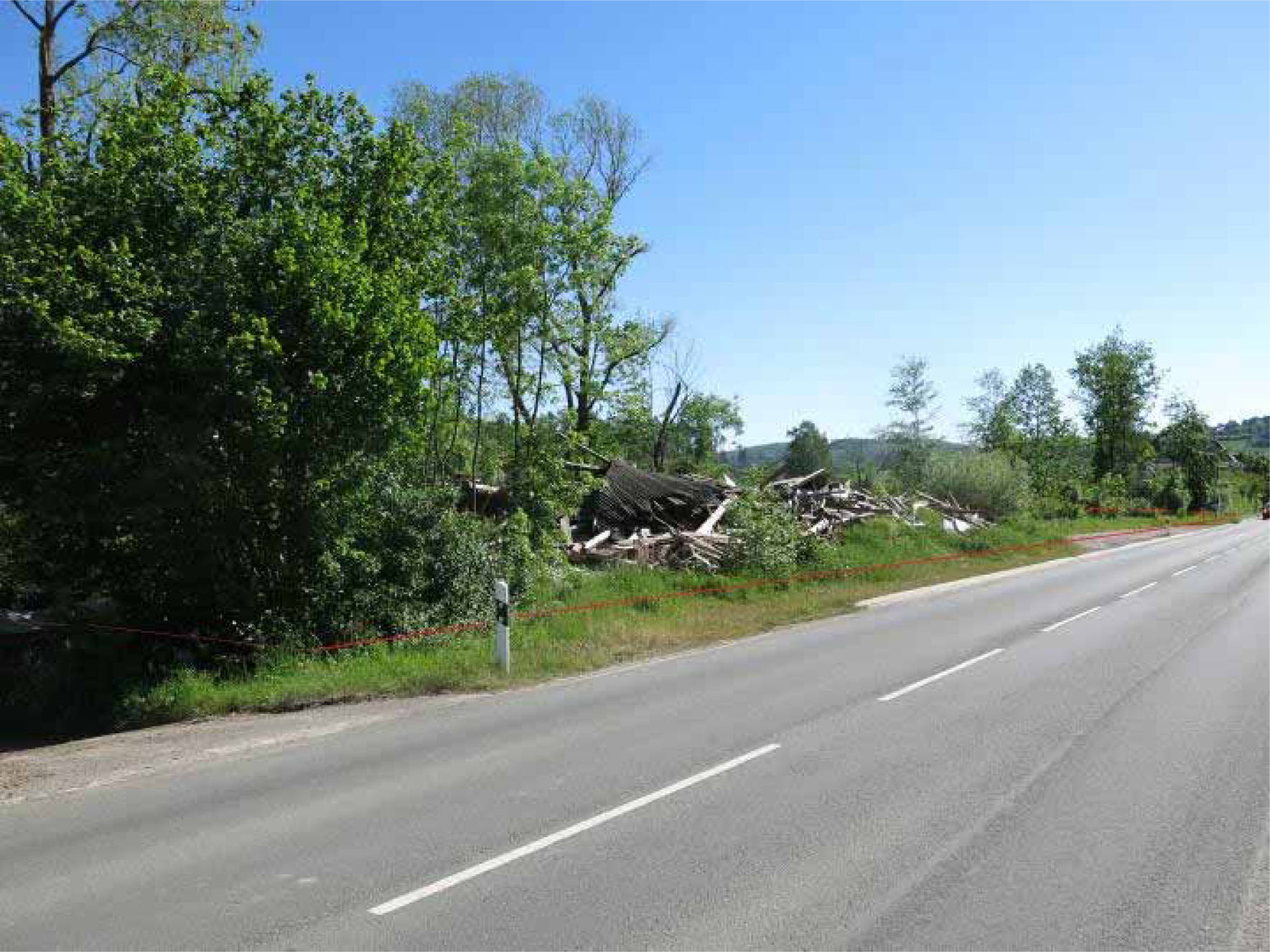 Grundstück im Außenbereich (35 BauGB) mit Bauruine in Lütmarser Tal 34, 37671 Höxter, Lütmarsen - Bild 4
