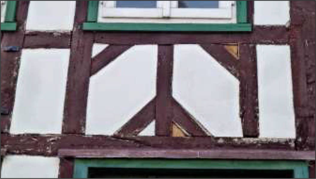 Wohn-/Geschäftshaus, Gaststätte (Betrieb eingestellt) mit Wohnen, Wirtschaftsgebäude in In der Tränke 2, 32816 Schieder-Schwalenberg - Bild 2