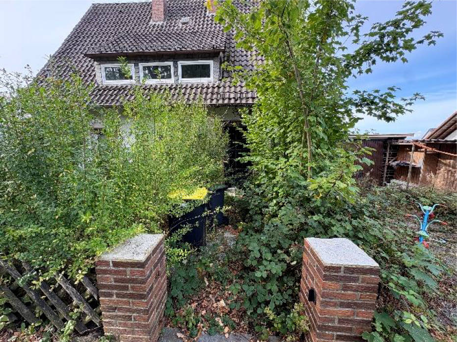 Garage, Einfamilienhaus in Brinkfeldweg 7, 32816 Schieder-Schwalenberg, Schwalenberg