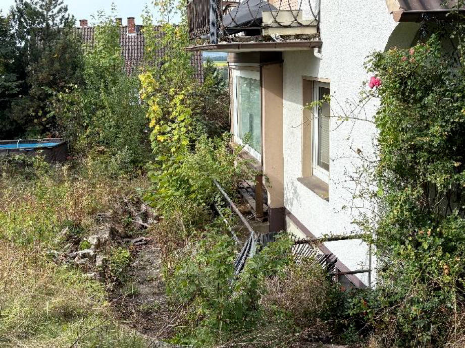 Garage, Einfamilienhaus in Brinkfeldweg 7, 32816 Schieder-Schwalenberg, Schwalenberg - Bild 2