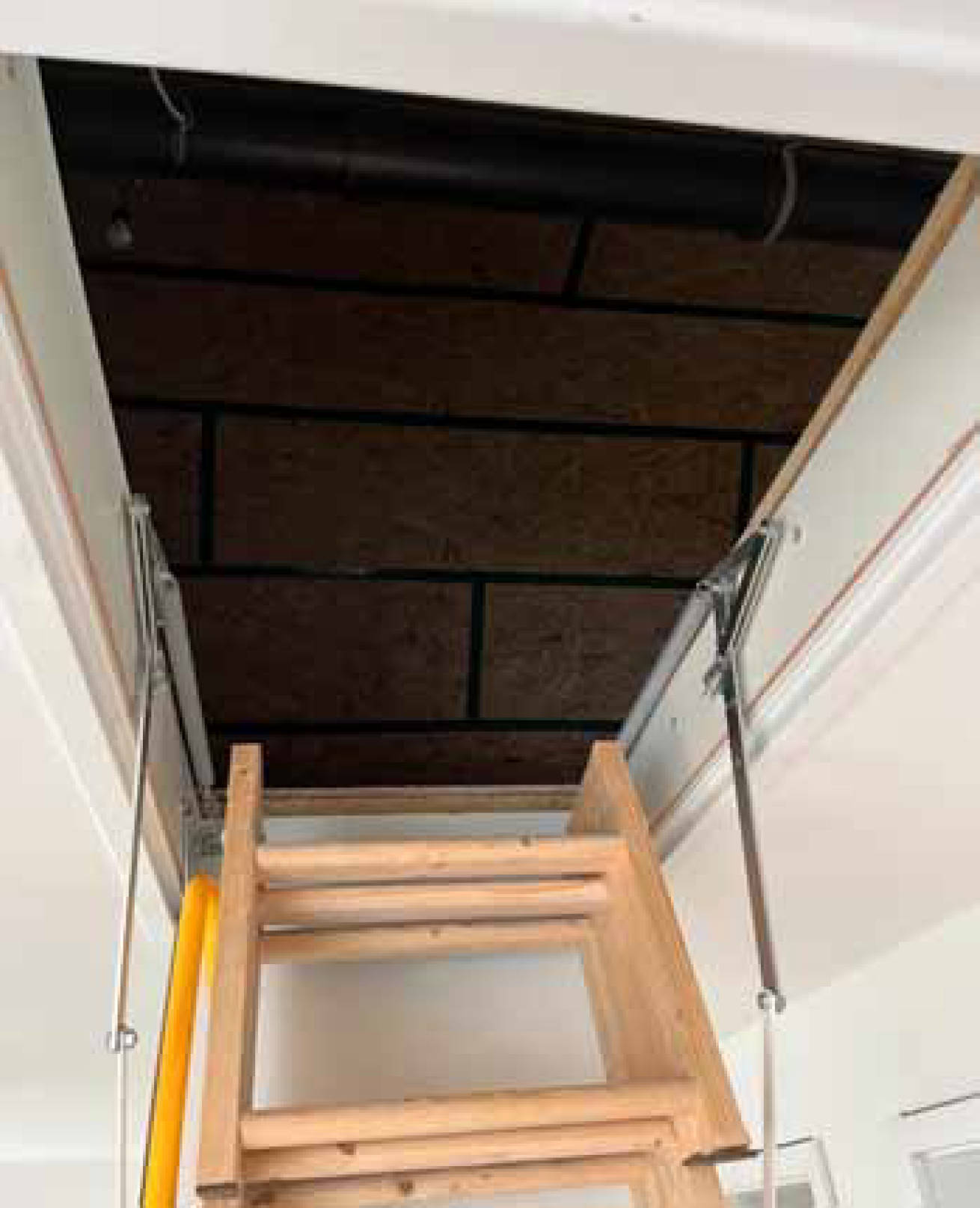 Garage, Kfz-Stellplatz, Mehrfamilienhaus in Bentweg 11, 32760 Detmold, Hiddesen - Bild 2
