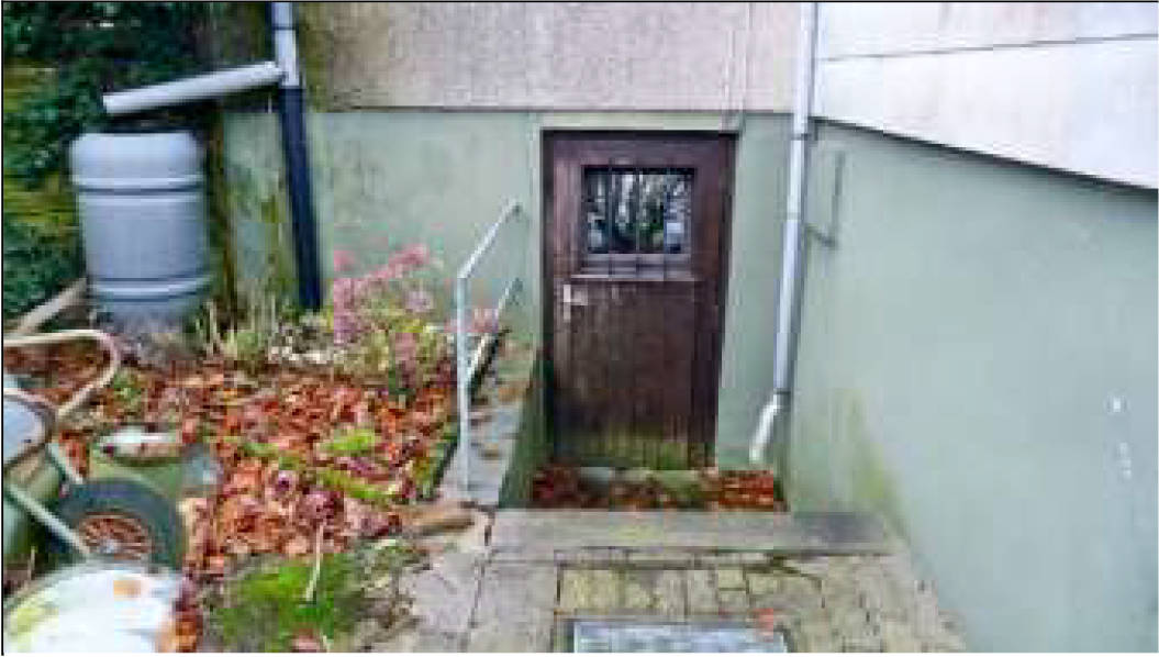 nordrheinwestpfalen 0021 K 0033/2024 Dahlsheider Weg 7, 9, 32760 Detmold, Vahlhausen 18