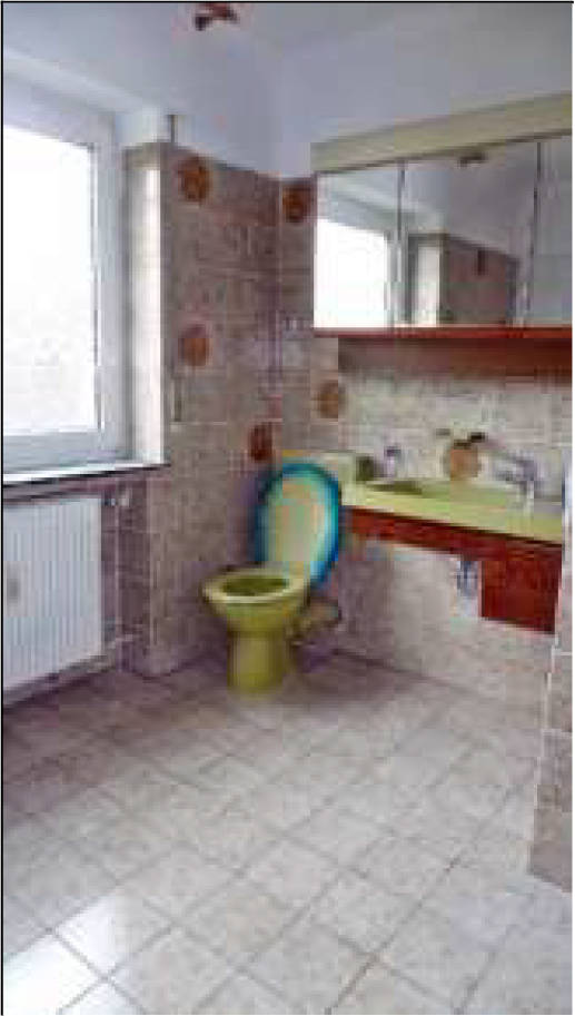 Mehrfamilienhaus, Garage in Mackenbrucher Str. 14, 33813 Oerlinghausen - Bild 2