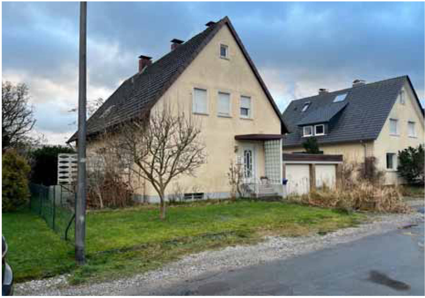 Garage, Einfamilienhaus, Doppelgarage in Wiesenstraße 10, 32791 Lage