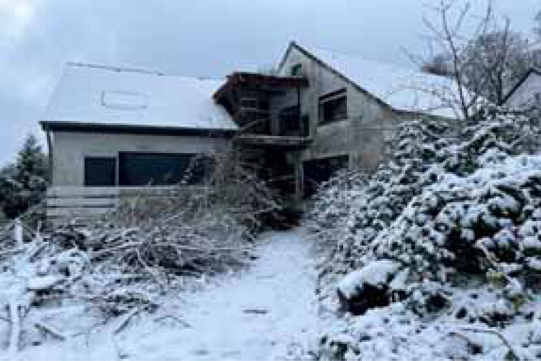 Abbruchreifes Gebäude in Simonshöhe 19, 32760 Detmold, Berlebeck - Bild 3