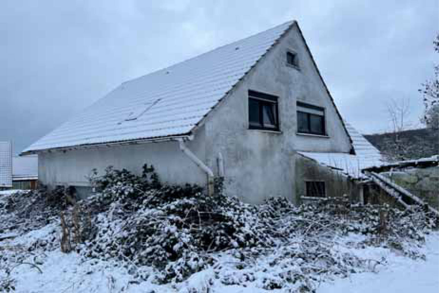 Abbruchreifes Gebäude in Simonshöhe 19, 32760 Detmold, Berlebeck - Bild 5