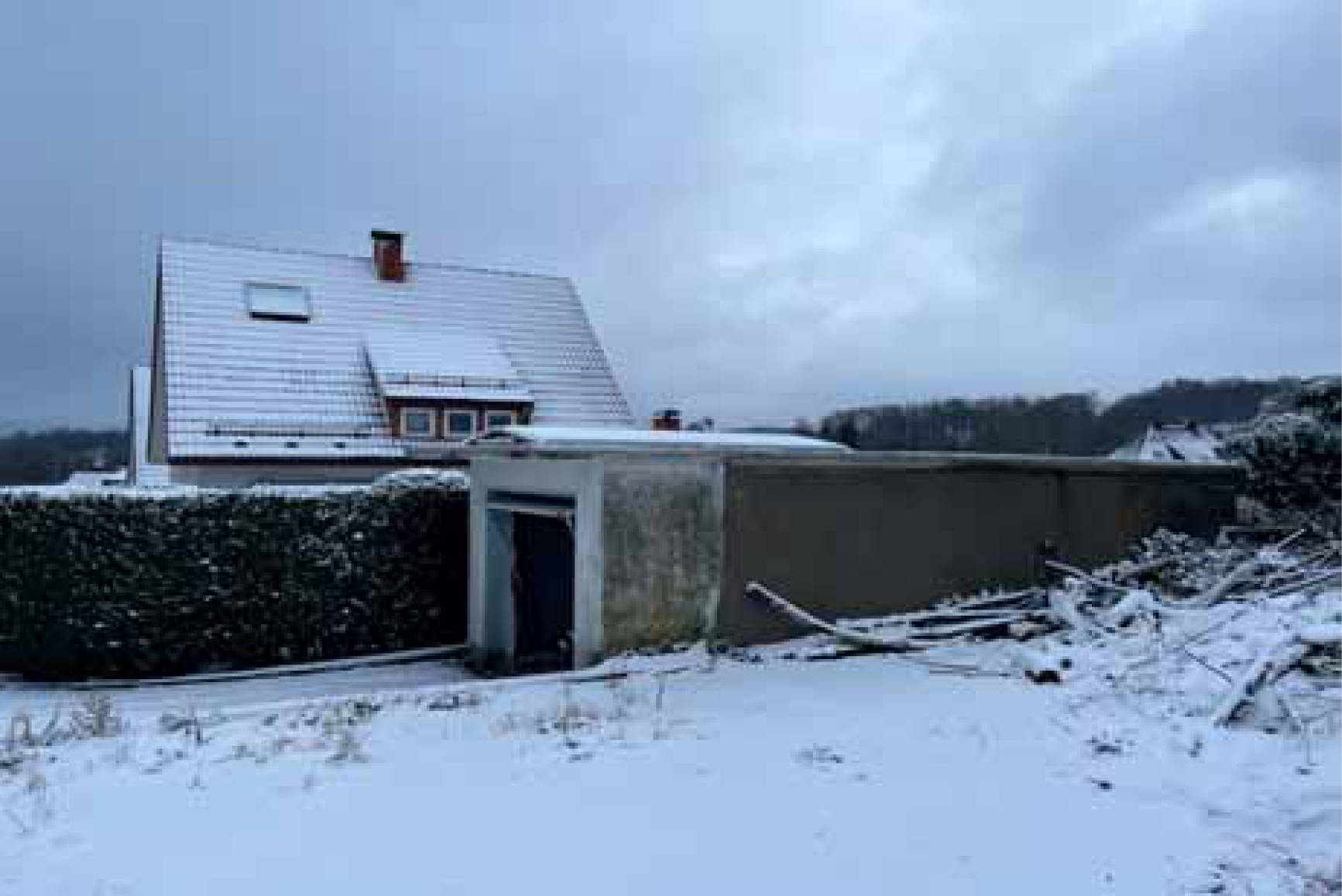 Abbruchreifes Gebäude in Simonshöhe 19, 32760 Detmold, Berlebeck - Bild 2