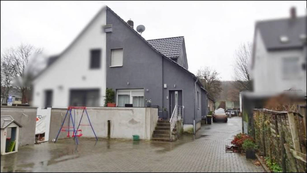 Zweifamilienhaus, Doppelhaushälfte, ungenehmigte An- und Umbauten in Karlstraße 12 B, 45699 Herten - Bild 5