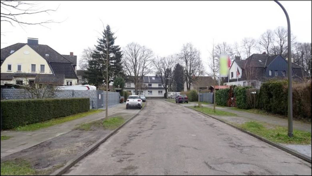 Einfamilienhaus, eine halbe Doppelhaushälfte, Nebengebäude in Hummeltenbrink 1, 45665 Recklinghausen, Hillen - Bild 5