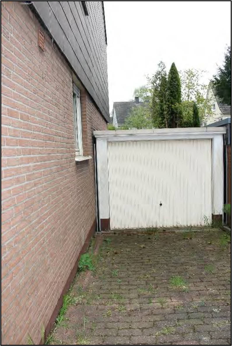 Garage, Doppelhaushälfte, Das in Rede stehende Objekt ist zum Wertermittlungsstichtag ungenutzt. in Heinrich-Pardon-Straße 13, 45665 Recklinghausen - Bild 4