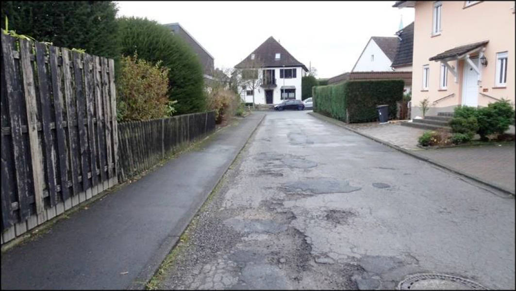 Einfamilienhaus, freistehend, Doppelgarage in Wichernstraße 6, 45701 Herten - Bild 3