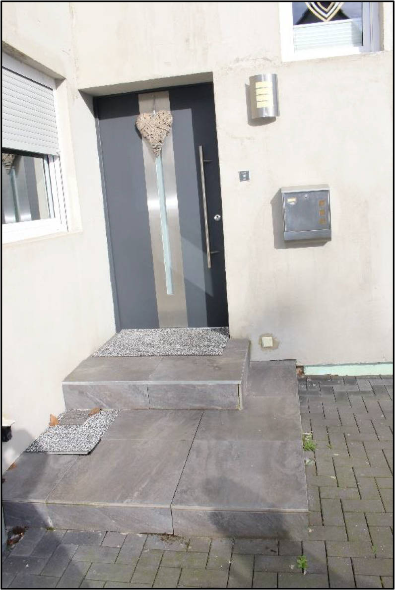 Garage, Doppelhaushälfte, Das in Rede stehende Objekt wird zum Wertermittlungsstichtag eigengenutzt. in Berghäuser Straße 177, 45663 Recklinghausen - Bild 4