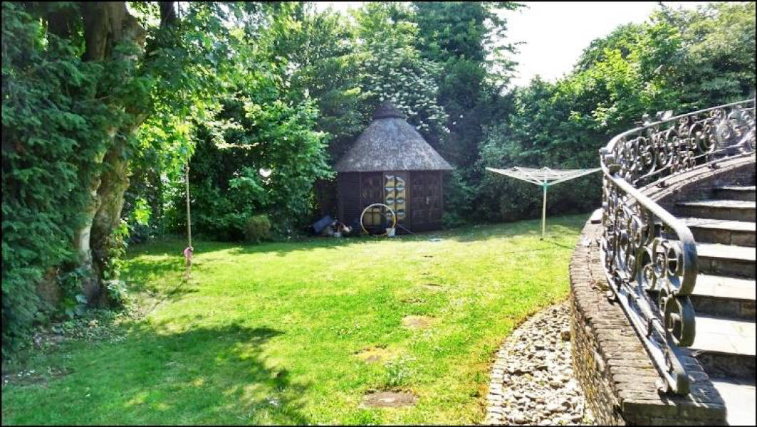 nordrheinwestpfalen 0022 . K 0061/2022 Zehlendorfer Straße 3, 00000 Herten 18