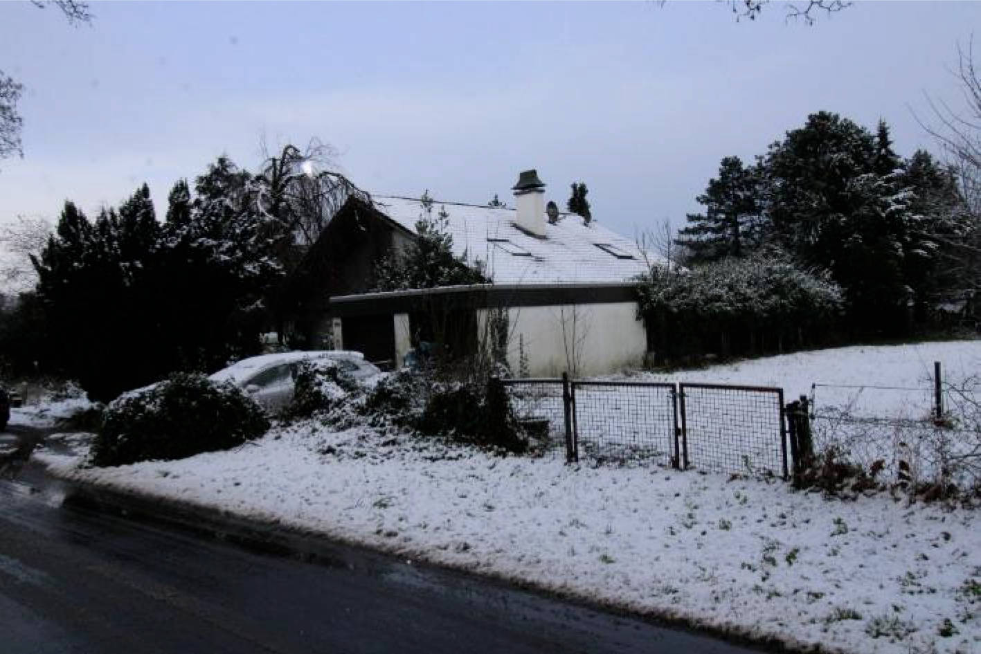 Einfamilienhaus, bei dem zu bewertenden Objekt handelt es sich um ein freistehendes, eingeschossiges und vollständig unterkellertes Einfamilienhaus sowie um eine Doppelgarage. Das Objekt ist zum Wertermittlungsstichtag eingenutzt. in Backumer Straße 400, 45701 Herten - Bild 5