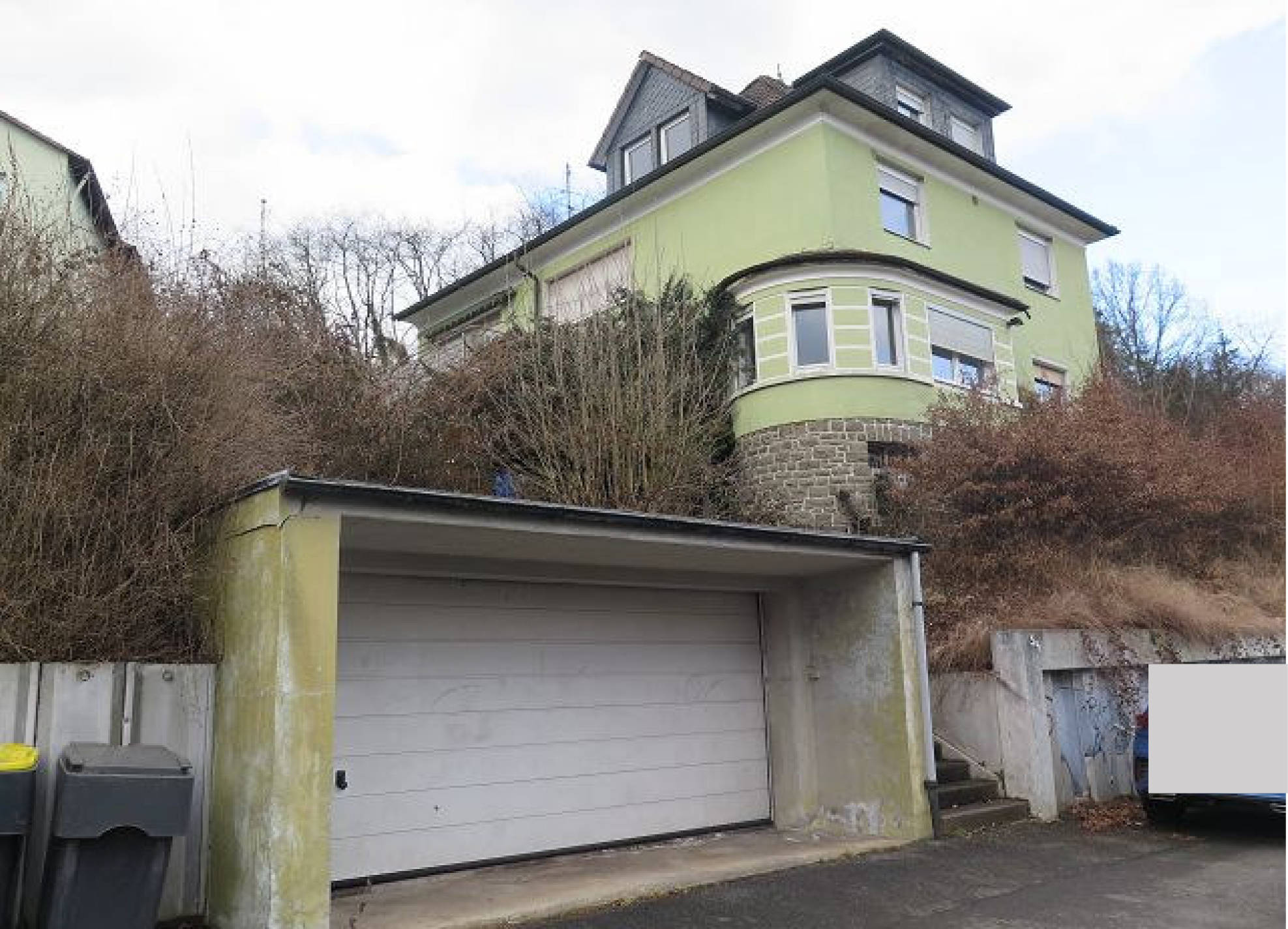 Zweifamilienhaus in Ratscheller Weg 54, 58840 Plettenberg