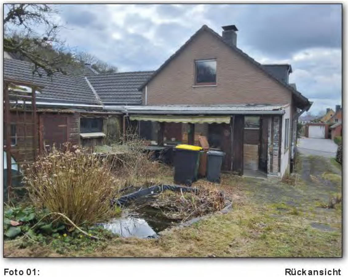 Garage, Doppelhaushälfte in Zur Buchenhecke 10, 47533 Kleve, Donsbrüggen - Bild 2