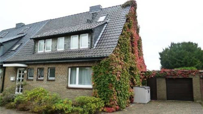 Garage, Doppelhaushälfte in Aloysiusstraße 16, 41541 Dormagen, Stürzelberg - Bild 3