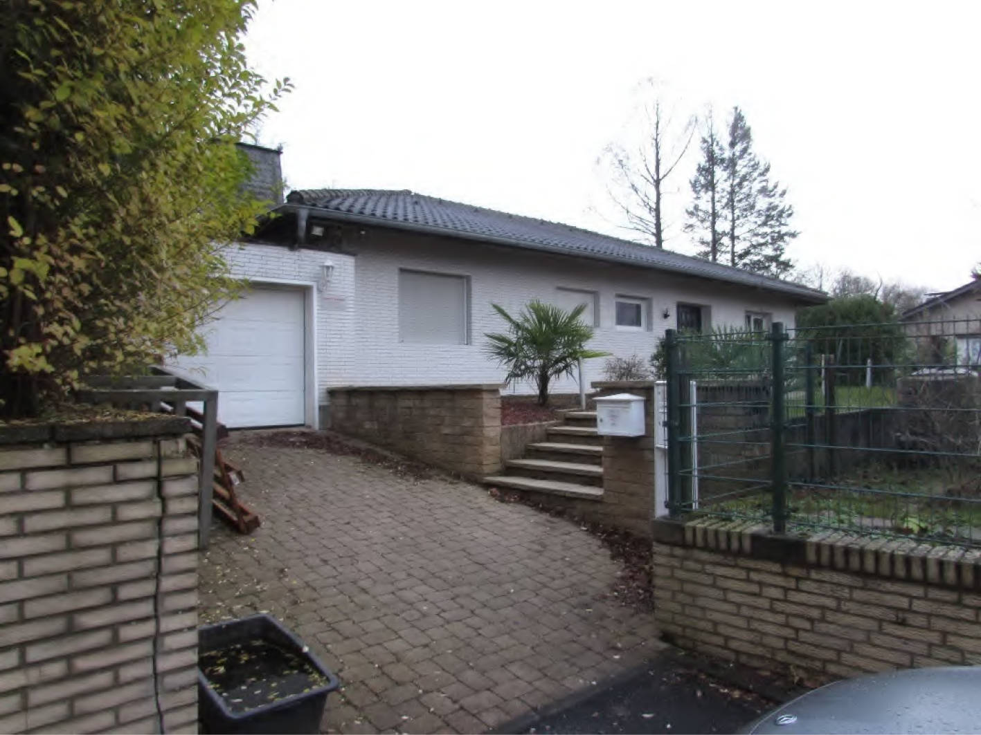 freistehendes Einfamilienhaus nebst PKW-Garage in Schildchesgraben 32, 50226 Frechen