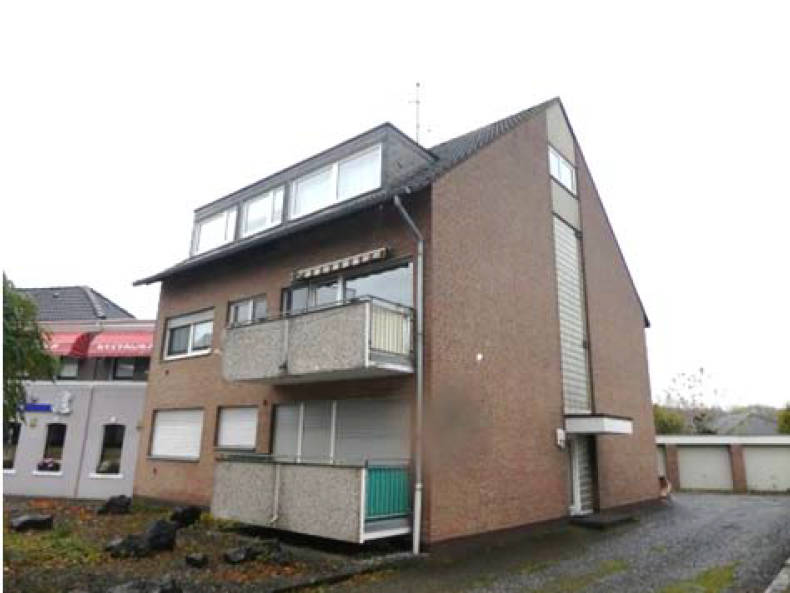 Mehrfamilienhaus und einer Reihengarage in Gilleshütte 1, 41352 Korschenbroich - Bild 2