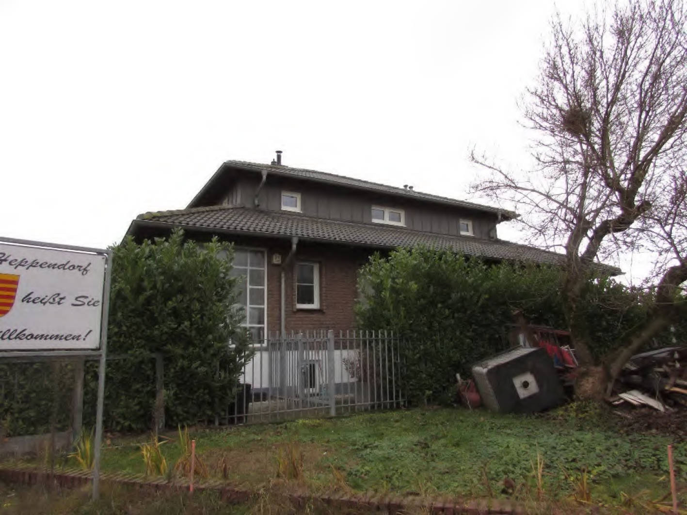 Kfz-Stellplatz, Gewerbeeinheit (z.B. Laden, Büro), Garage, Einfamilienhaus in Sindorfer Straße 41, 50189 Elsdorf, Heppendorf - Bild 3