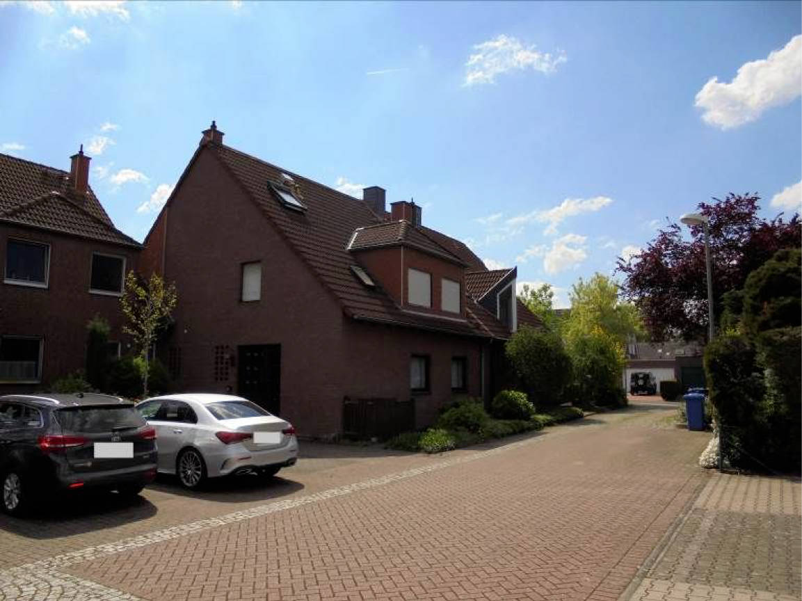 Wohnungseigentum in Franziskusstraße 19, 41468 Neuss, Uedesheim