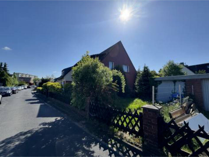 Garage, Doppelhaushälfte in Porschestraße 8, 41462 Neuss - Bild 5