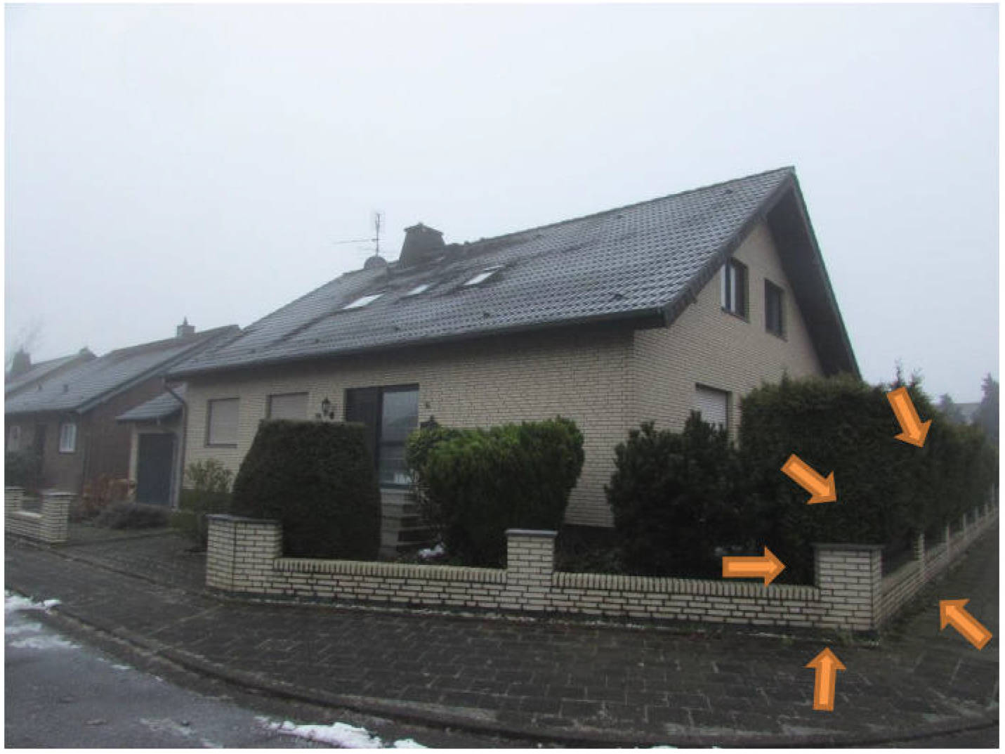 unbebautes Grundstück, Zweifamilienhaus, Garage, unbebautes Grundstück, Zweifamilienhaus, Garage in Ringstraße 14, 50189 Elsdorf