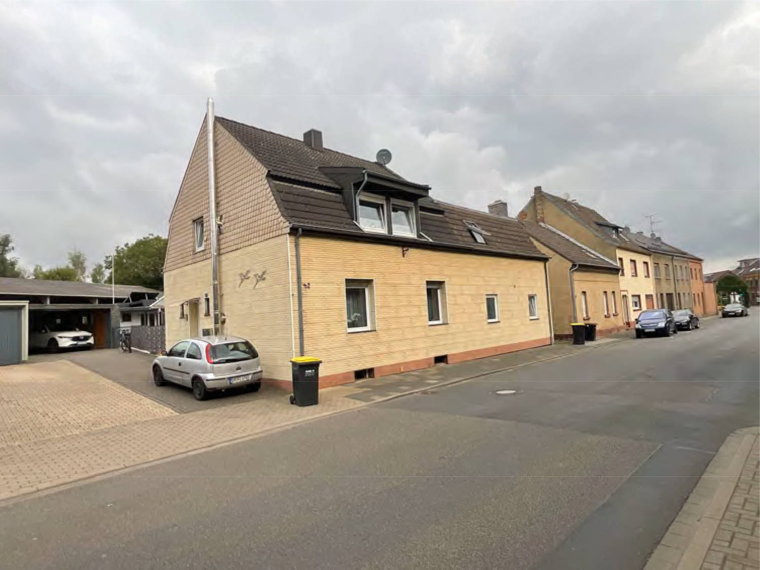 nordrheinwestpfalen 0032 K 0054/2023 Kolpingstraße 32, 50181 Bedburg 2