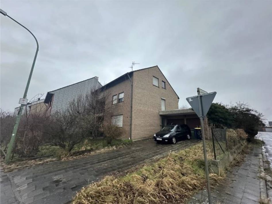 Garage, Zweifamilienhaus, Einfamilienhaus in Weidmühlenstraße 37, 52353 Düren, Echtz - Bild 3