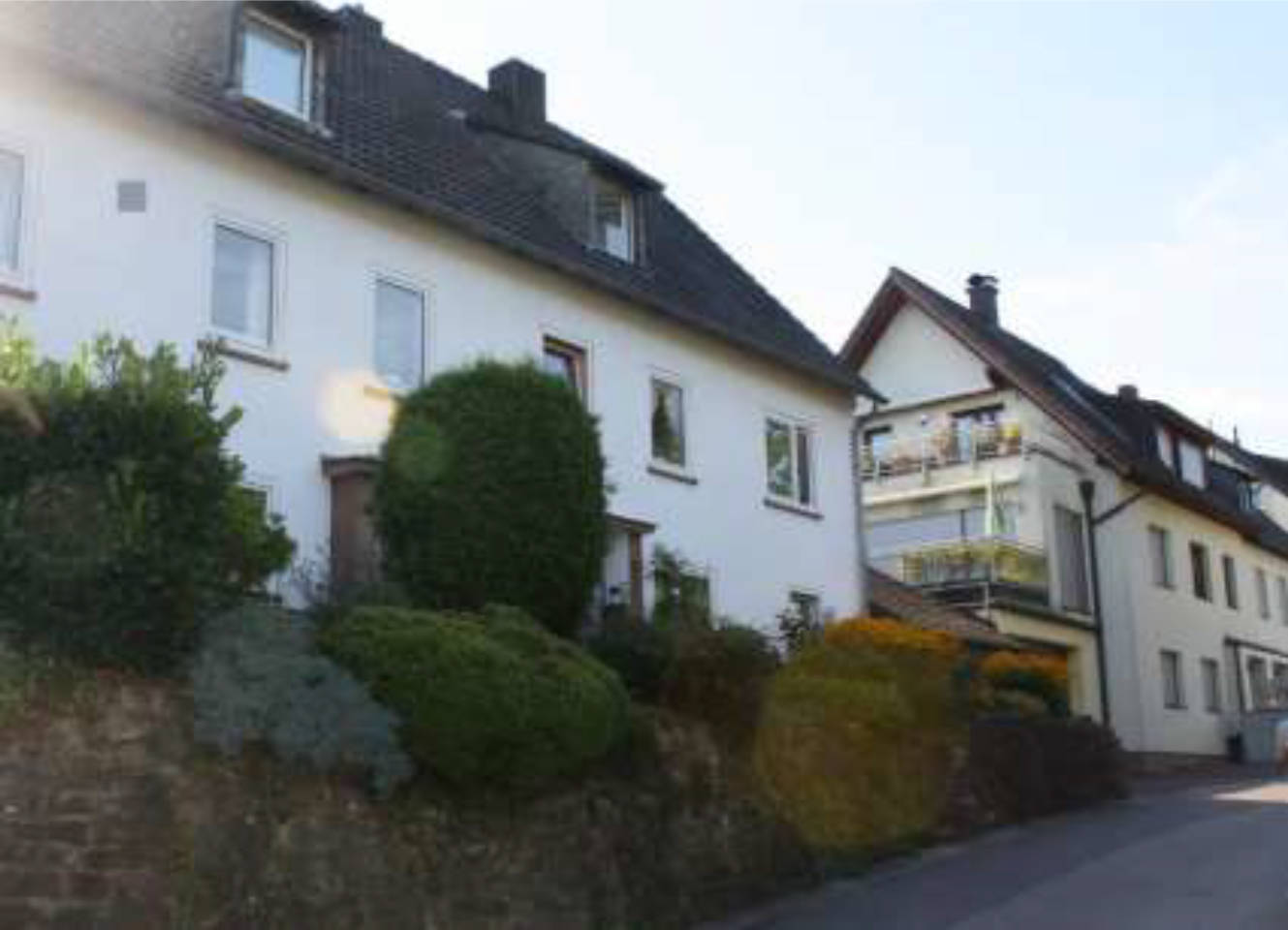 Zweifamilienhaus mit Garage im Erbbaurecht in In der Brück 11, 00000