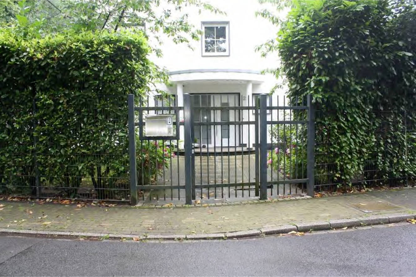Garage, Einfamilienhaus in Finkenweg 23, 40883 Ratingen - Bild 2