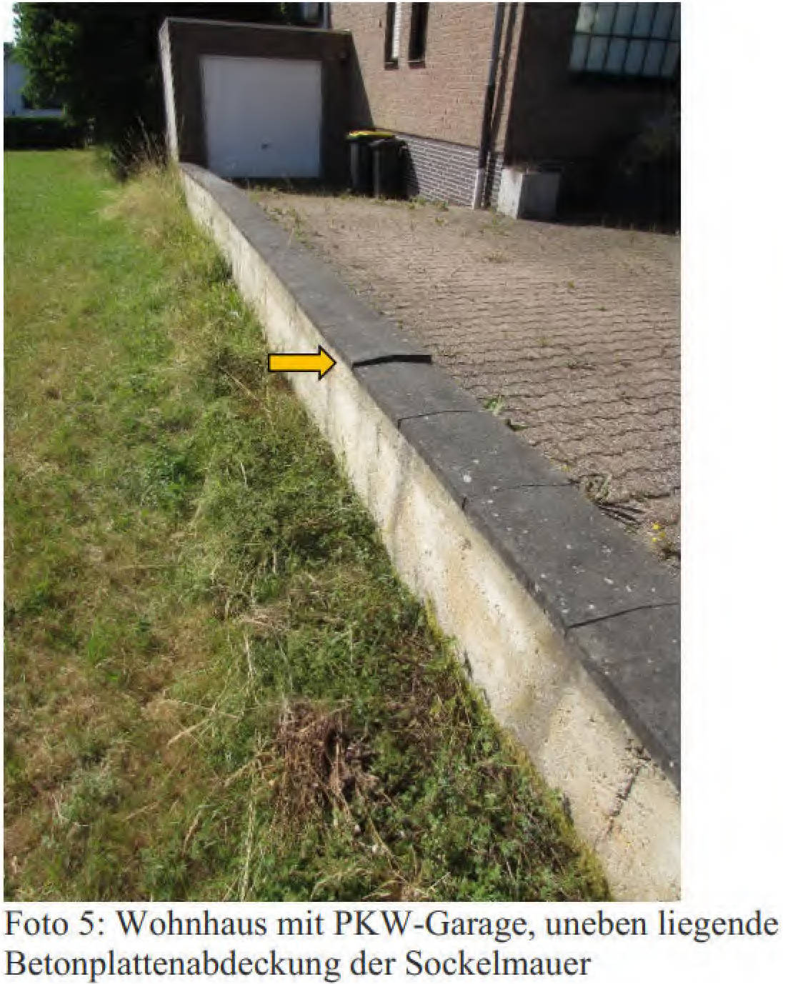 Garage, Einfamilienhaus in Mittelstraße 16, 52393 Hürtgenwald, Brandenberg - Bild 2