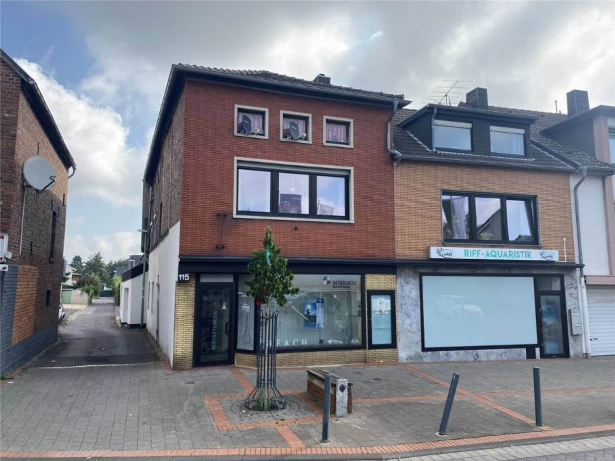 Wohn-/Geschäftshaus, Garagen in Hauptstraße 115, 52379 Langerwehe, Langerwehe - Bild 2