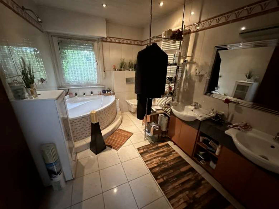 nordrheinwestpfalen 0033 K 0040/2024 Dunantstraße 13, 52355 Düren, Rölsdorf 11